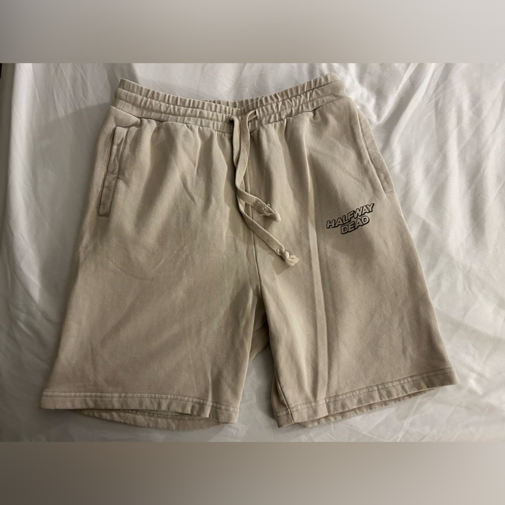 Halfway Dead Cream Sweatshorts (Medium)